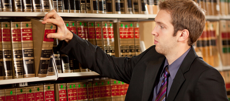 What Kind of Financial Aid is Available for Paralegal Students